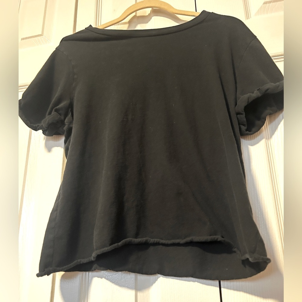 🖤 Wild Fable Cropped Raw Hem Tee Size L